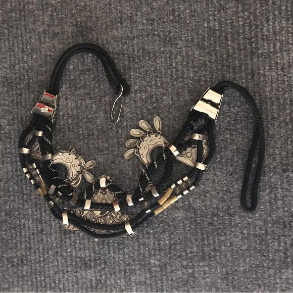 Unique & Ornate Black and Silver Women's Belt 32" Size Small - Picture 4 of 8
